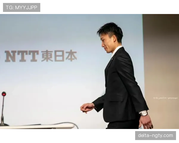 桃田贤斗训练像苦修，随手背的包比我房租还贵
